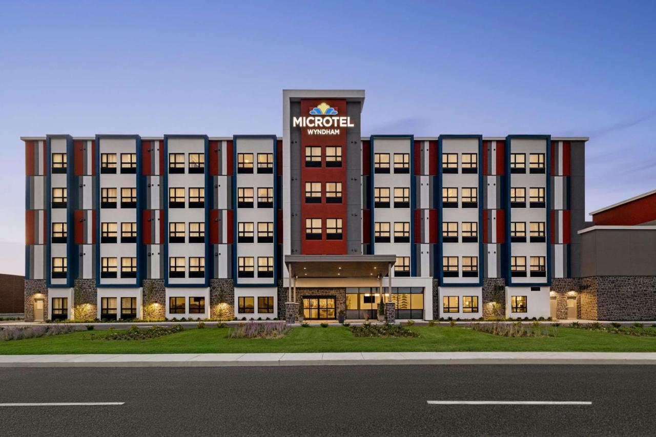 Microtel Inn & Suites Dorval Qc Kültér fotó