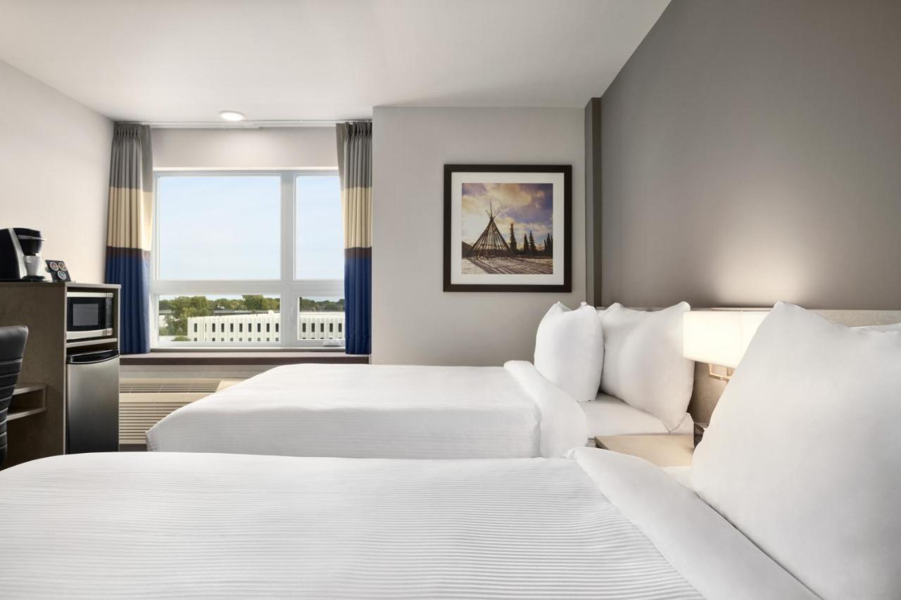 Microtel Inn & Suites Dorval Qc Kültér fotó