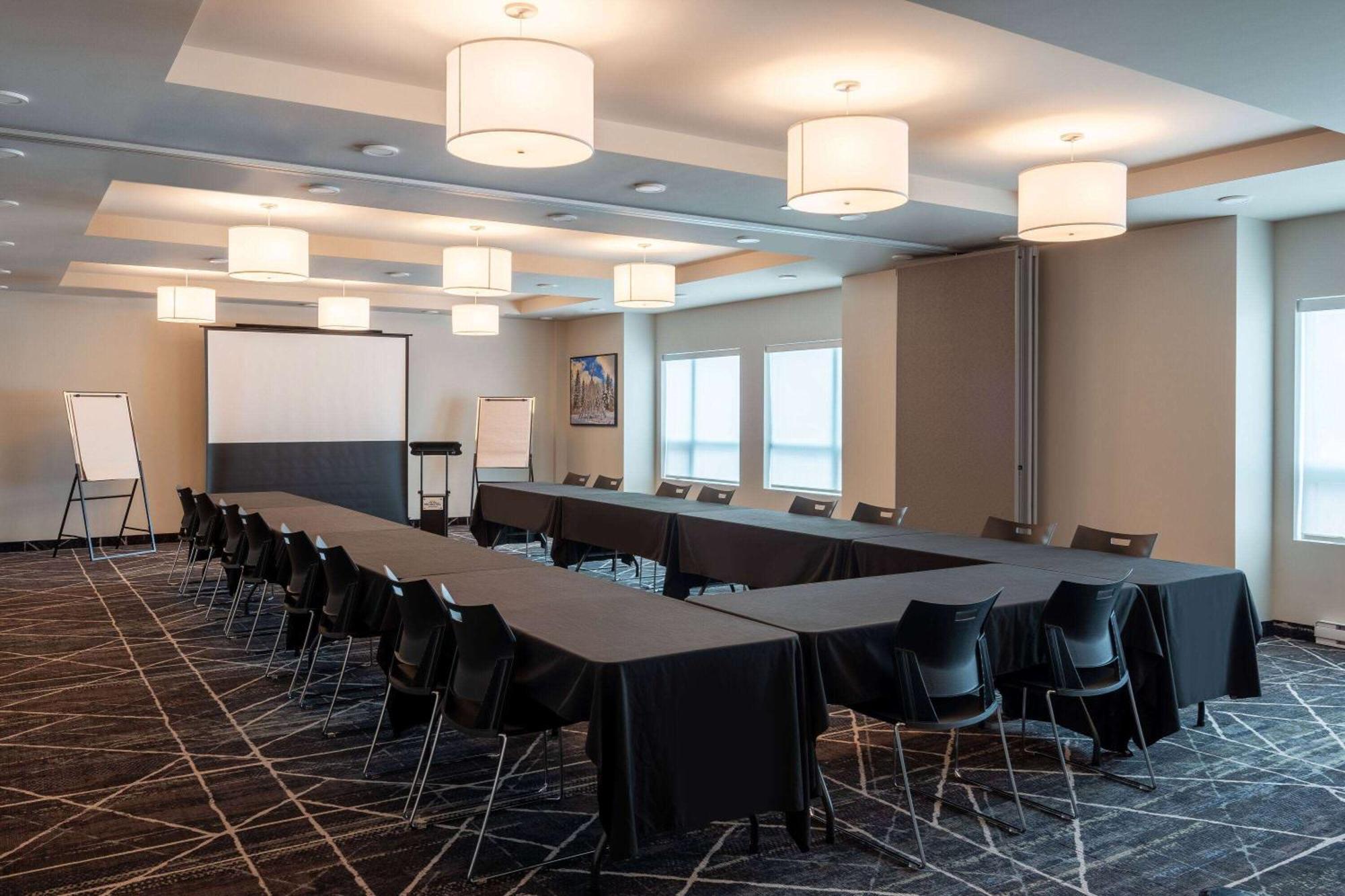 Microtel Inn & Suites Dorval Qc Kültér fotó